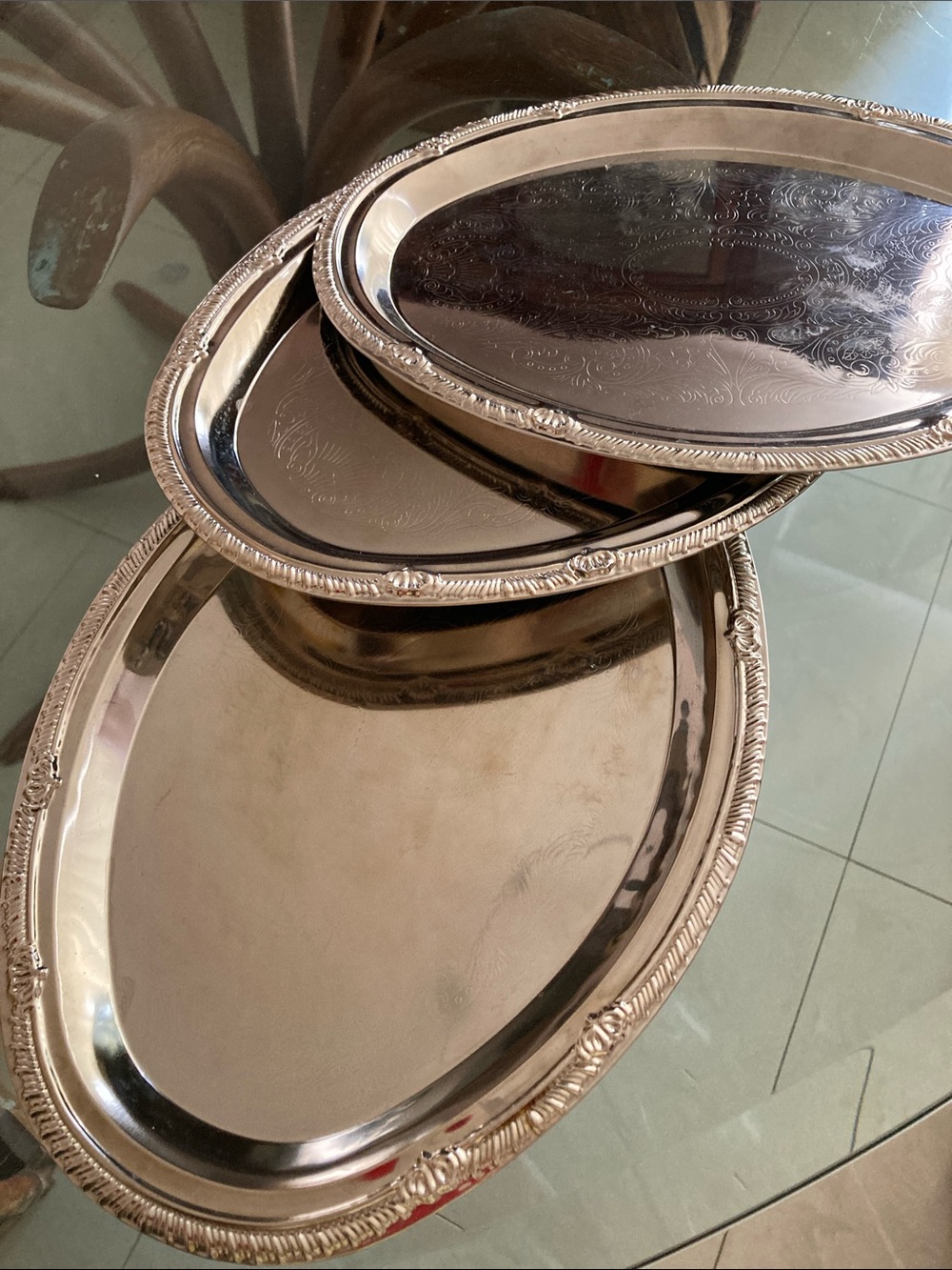 Elegant Silver-Tone Oval Serving Trays - 3-Piece Set